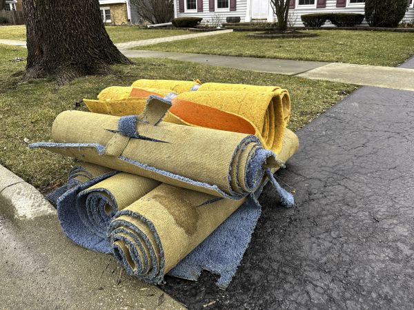 Carpet Haul Away Service in Belleville