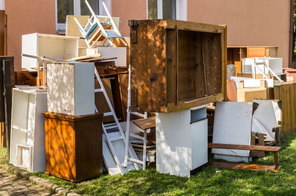Junk Haul Away Service in Belleville