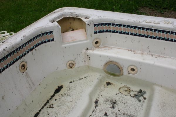 Hot Tub Removal in Belleville