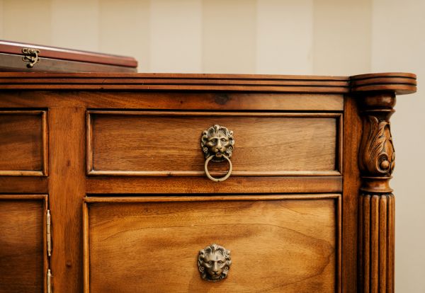 Dresser Disposal in Belleville